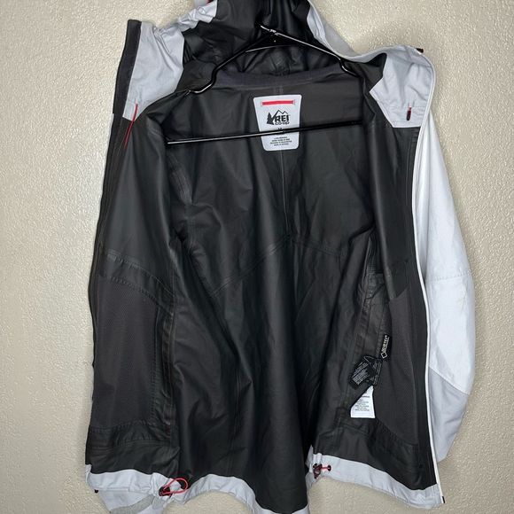 REI XeroDry Gore-Tex Waterproof Jacket Women’s M - Picture 5 of 6